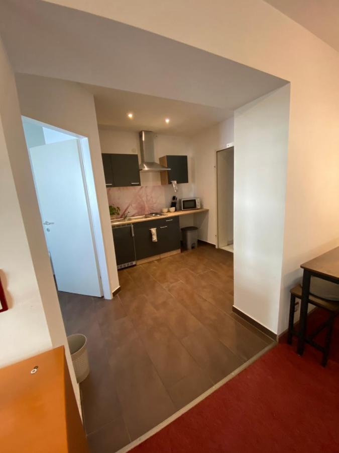 Bed & Rooms, Woergl Экстерьер фото