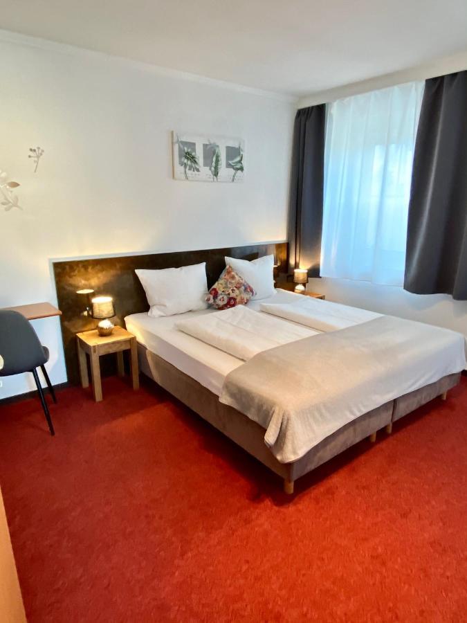 Bed & Rooms, Woergl Экстерьер фото