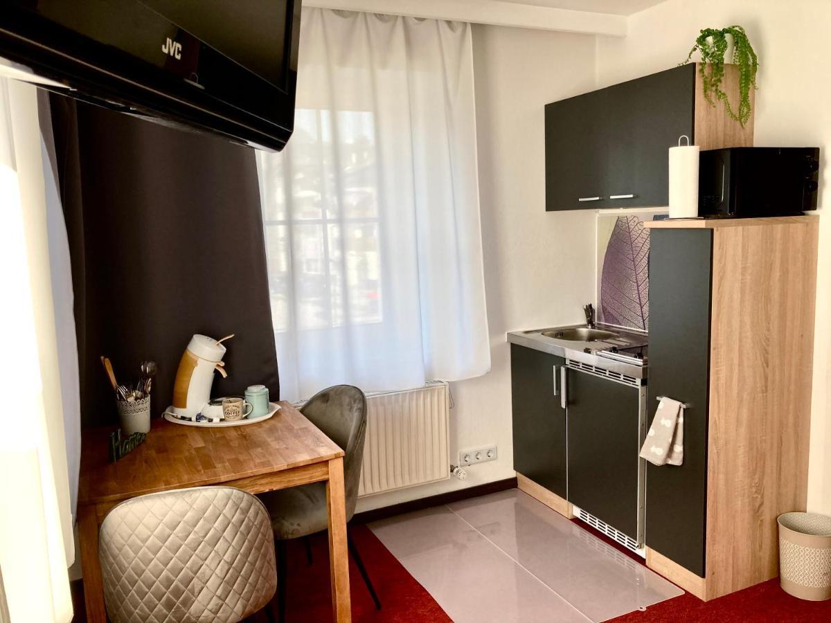 Bed & Rooms, Woergl Экстерьер фото